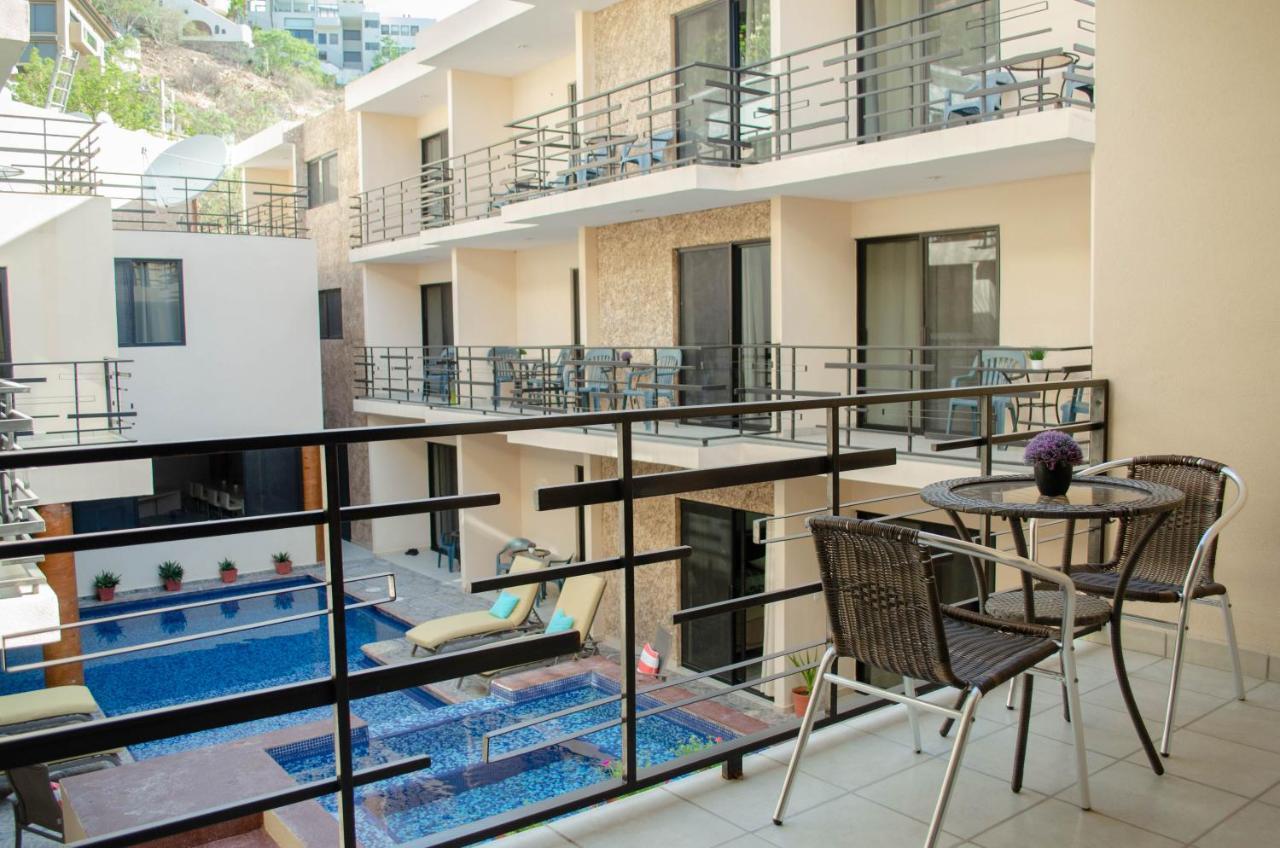 Pedregal Suites - Marina And Downtown Cabo San Lucas Exterior photo